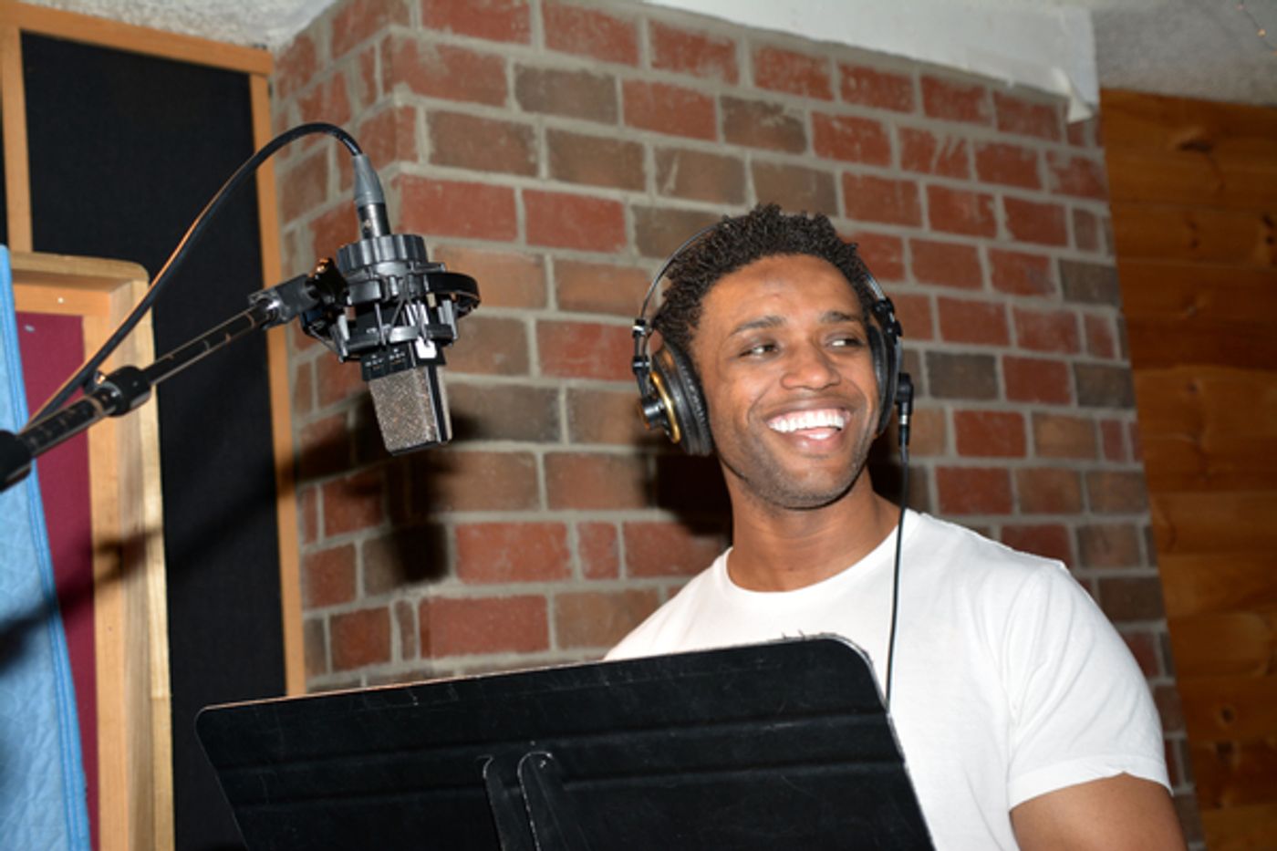 Exclusive Photo Coverage: THE LION KING cast Channels Their Inner-Child for Carols For A Cure!  Image