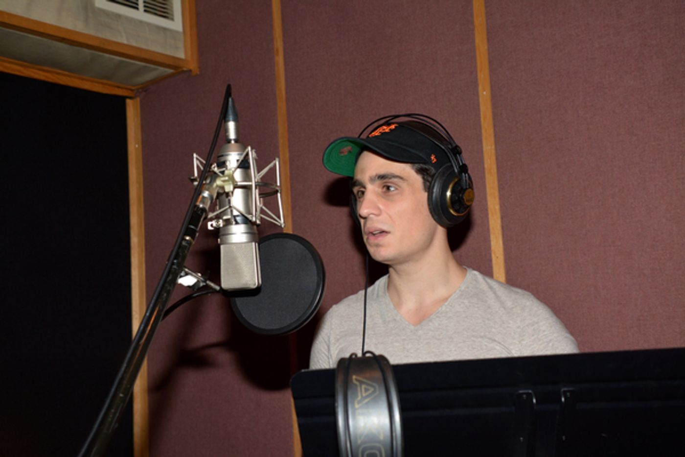 Exclusive Photo Coverage: A BRONX TALE Rings in the Holiday Season with Carols For A Cure!  Image