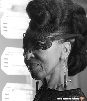 Nona Hendrix @ BroadwayWorld Nona Hendrix Photo