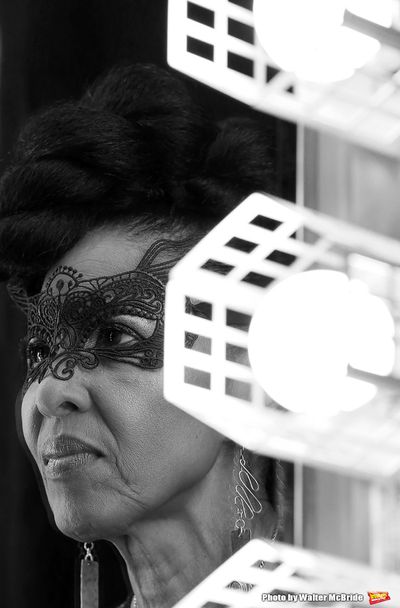 Nona Hendrix Photo
