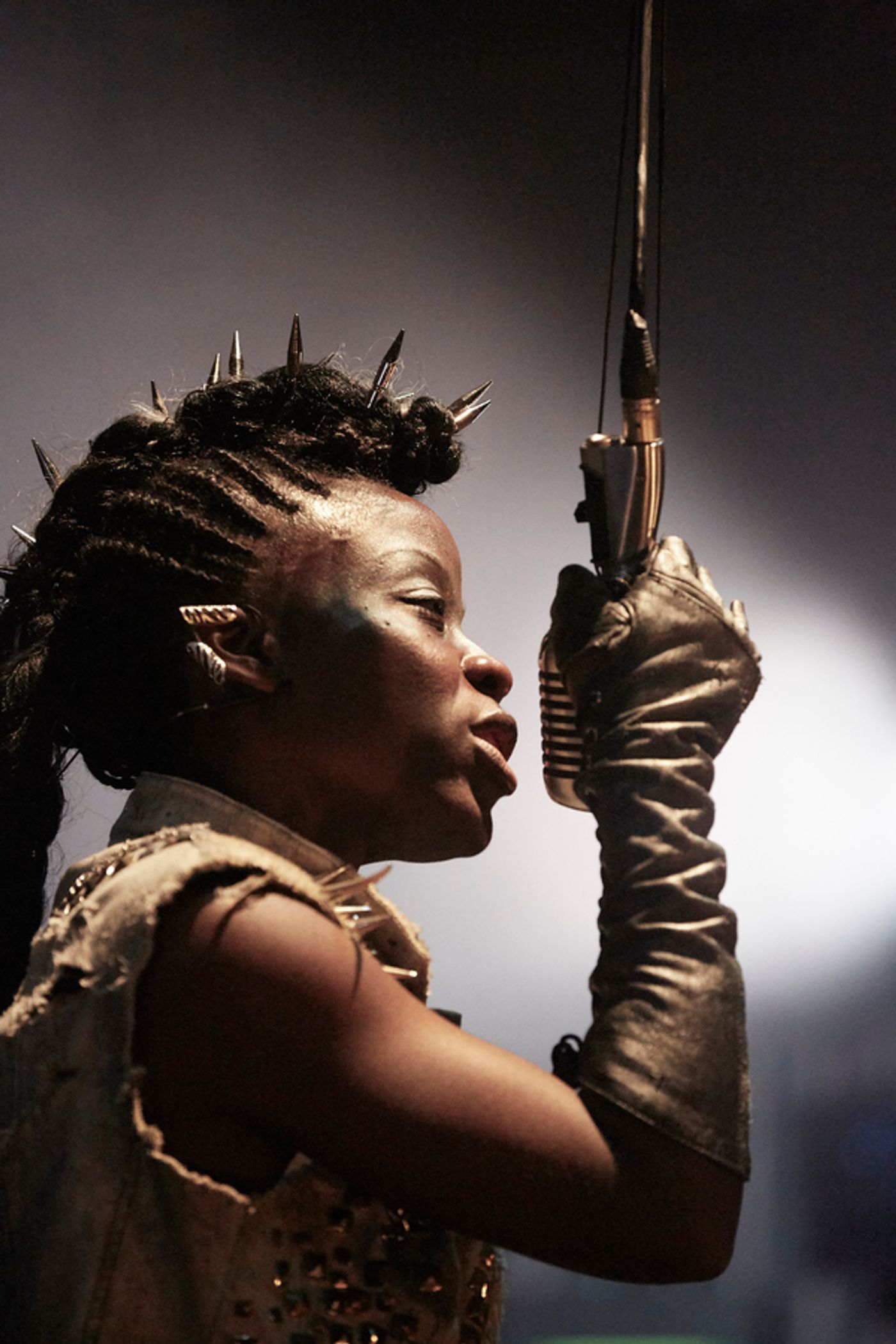Photo Flash: First Look at Debbie Korley and Danny Saul in BEOWULF at Unicorn Theatre  Image