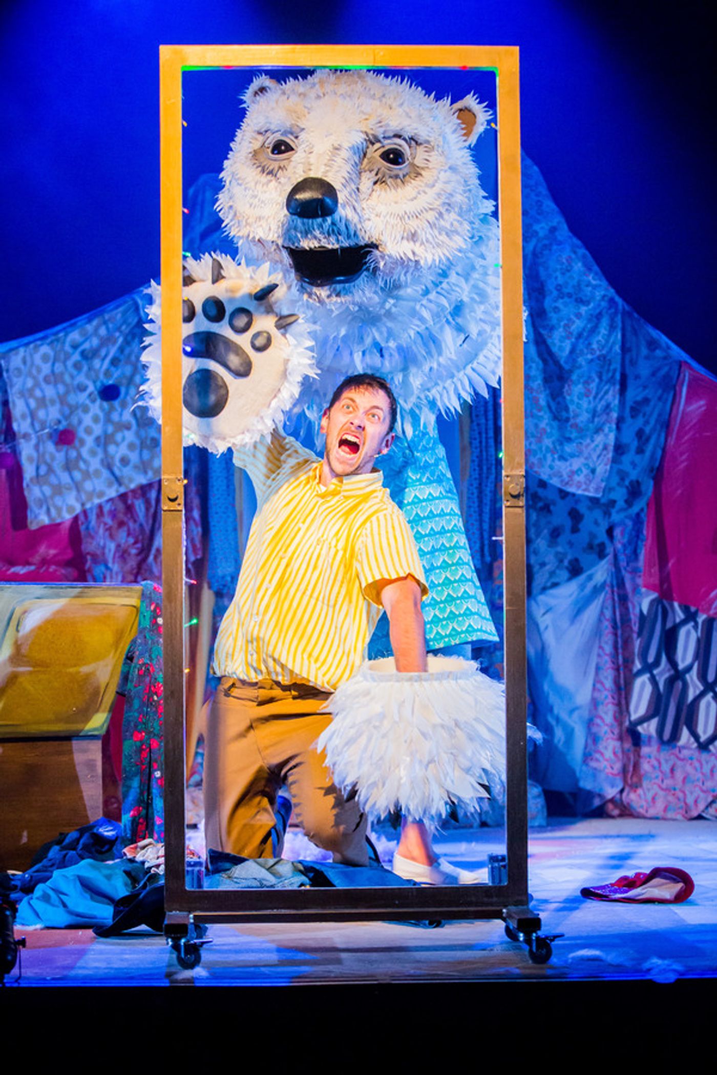 Photo Flash: Sneak Peek - Pins & Needles' THE BEAR to Growl at Waterside Arts Centre Photo Flash: Sneak Peek - Pins & Needles' THE BEAR to Growl at Waterside Arts Centre Image