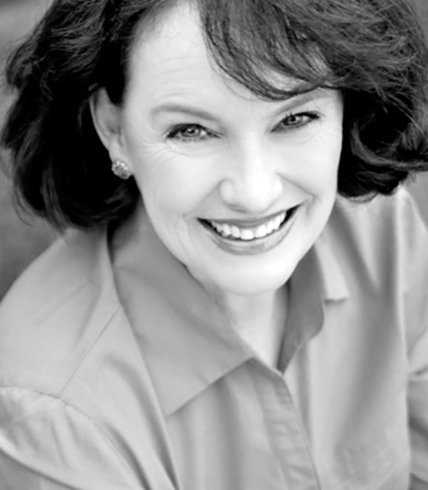 ACT 1's LOVE, LOSS AND WHAT I WORE Opens Tonight at Darkhorse  Image