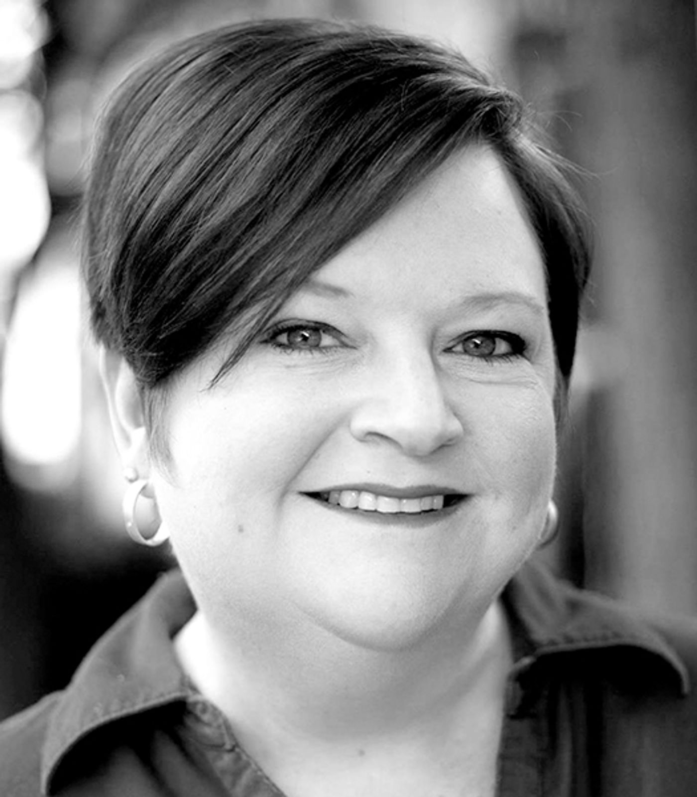 ACT 1's LOVE, LOSS AND WHAT I WORE Opens Tonight at Darkhorse  Image