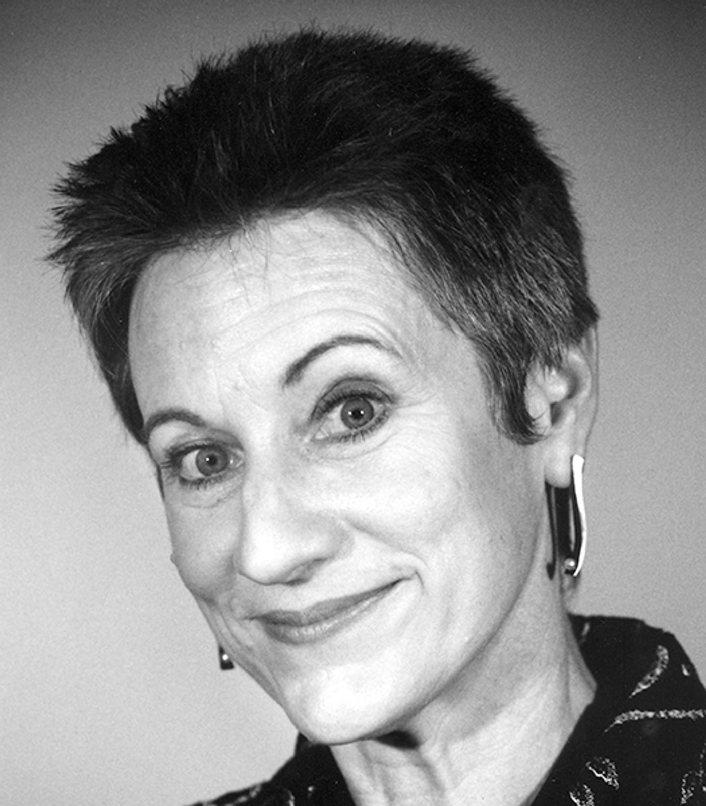 ACT 1's LOVE, LOSS AND WHAT I WORE Opens Tonight at Darkhorse  Image