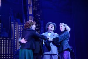 Leslie Kritzer, Michael Mastro and Laura Bell Bundy @ BroadwayWorld Leslie Kritzer, Michael Mastro and Laura Bell Bundy Photo