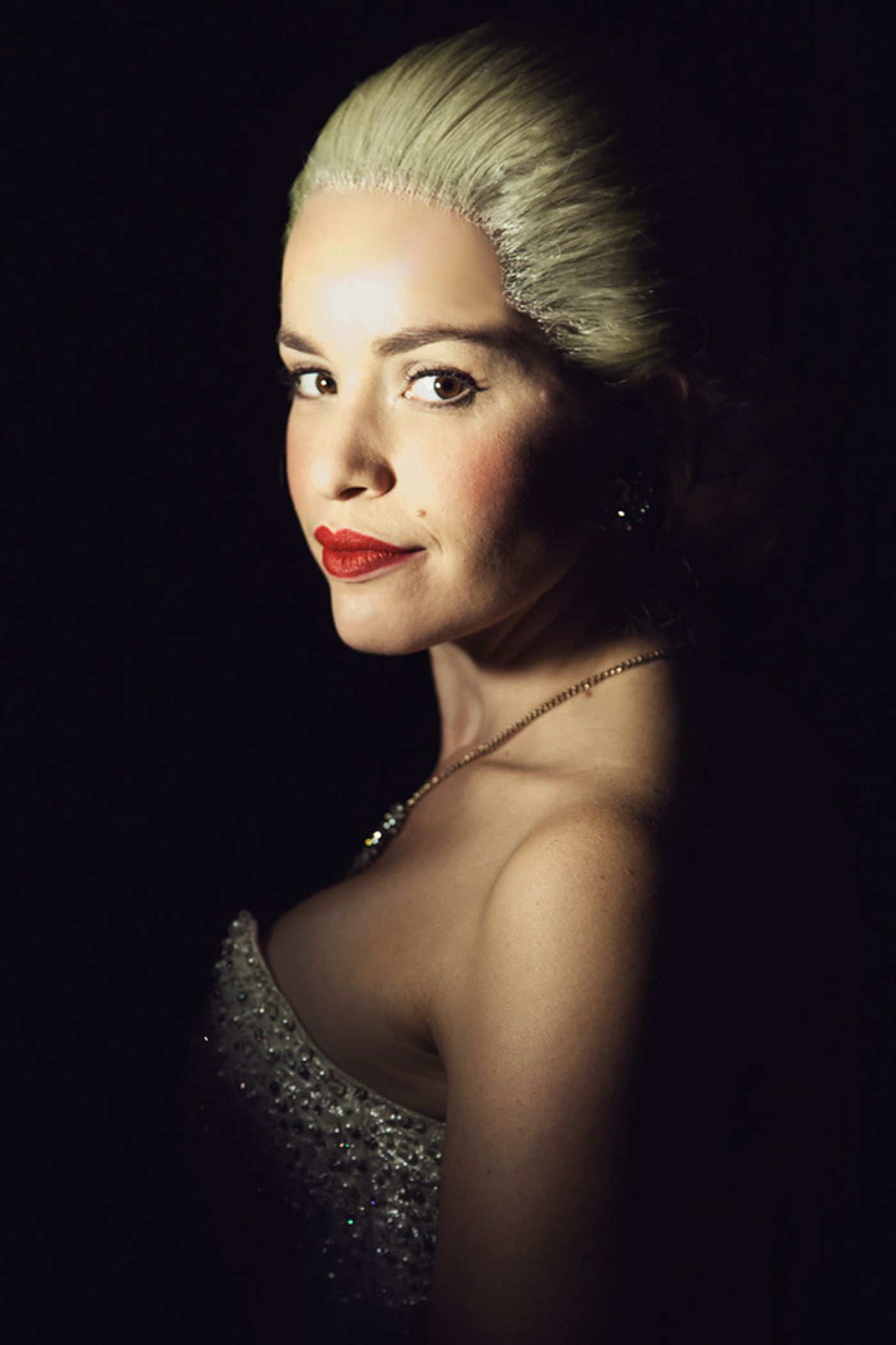 Photo Flash: North Shore's EVITA Stars Pose for Cast Portraits!  Image