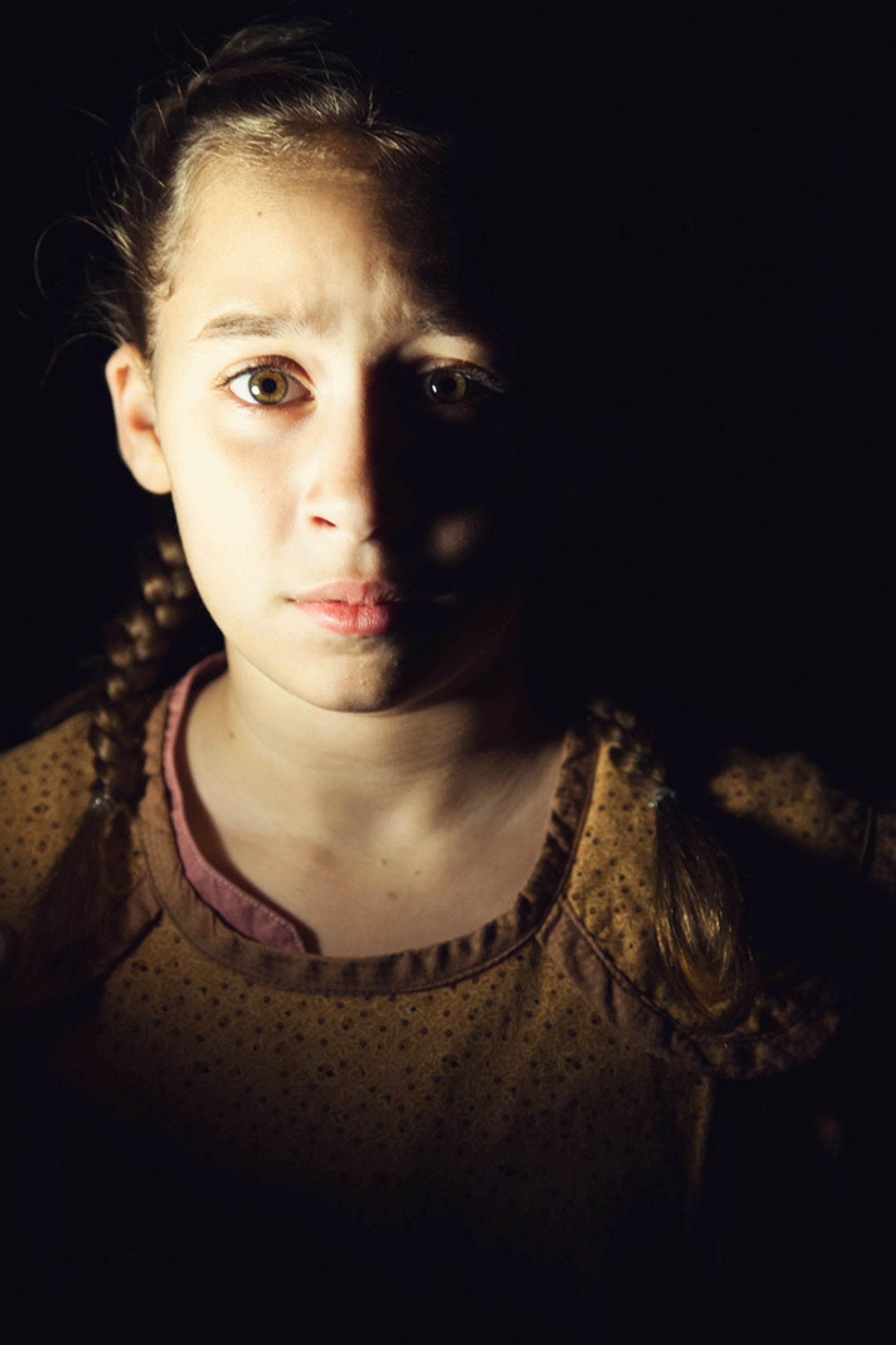 Photo Flash: North Shore's EVITA Stars Pose for Cast Portraits! — photo 16 of 26