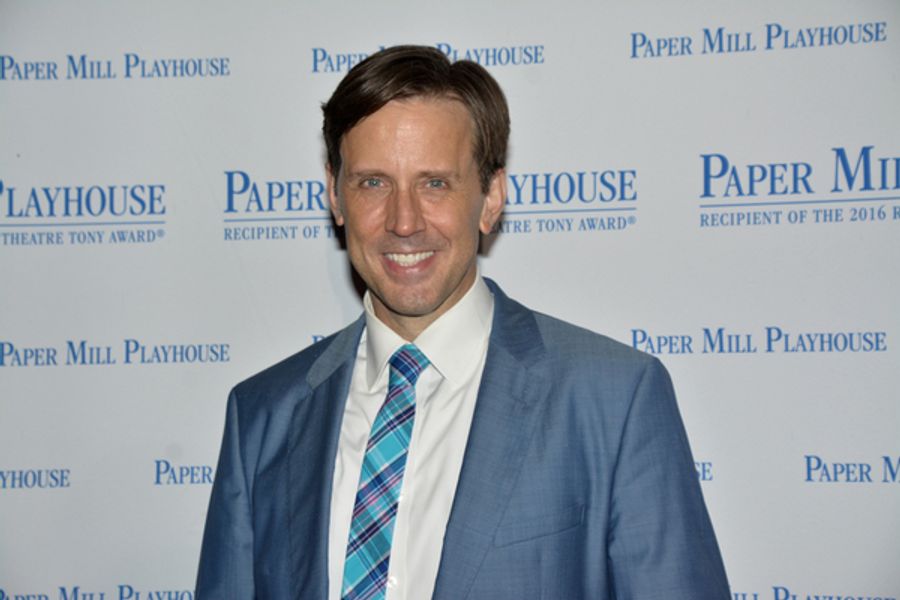 Photo Coverage: Leslie Kritzer, Laura Bell Bundy & the Cast of THE HONEYMOONERS Celebrate Opening Night! Image