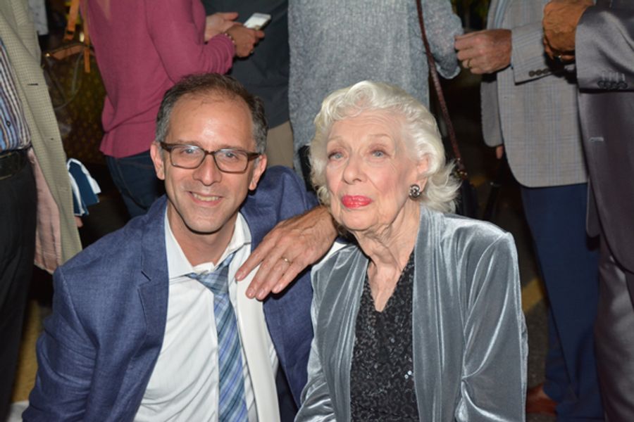 Photo Coverage: Leslie Kritzer, Laura Bell Bundy & the Cast of THE HONEYMOONERS Celebrate Opening Night! Image