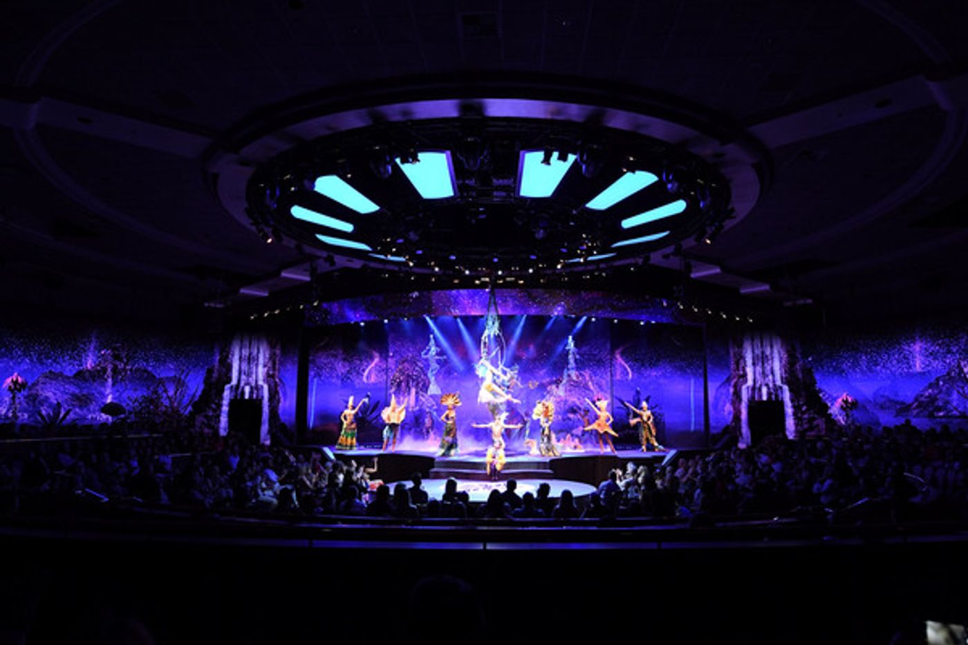 Photo Flash: WOW - WORLD OF WONDER Makes a Splash at the Rio on Opening Night  Image