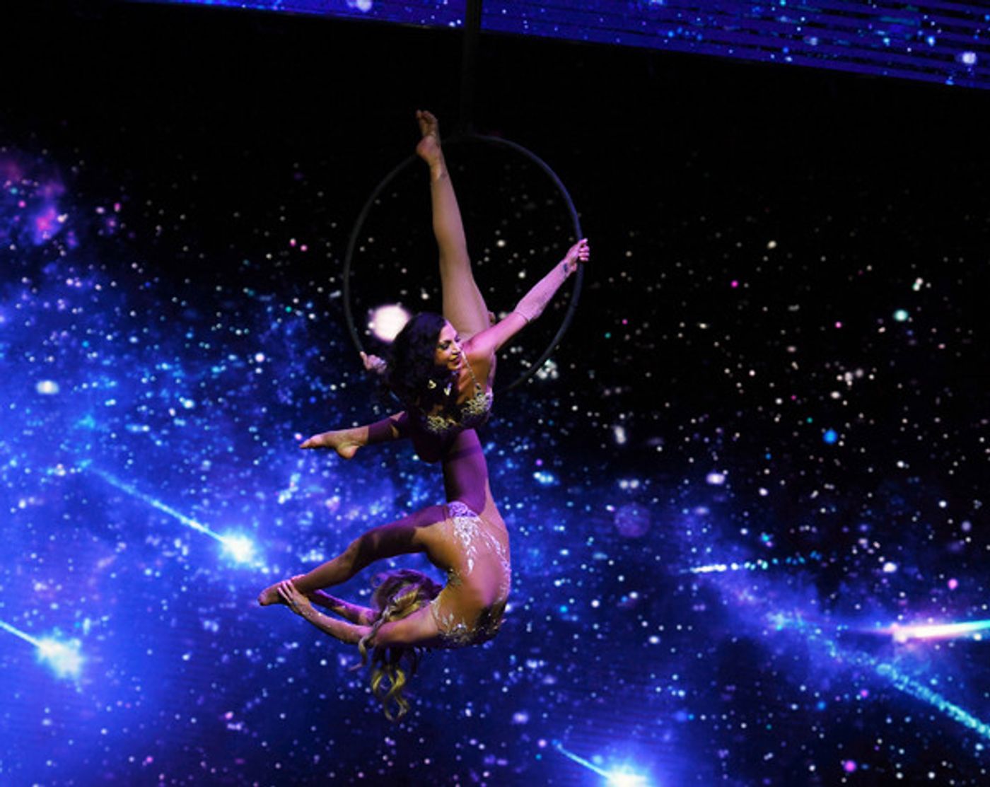 Photo Flash: WOW - WORLD OF WONDER Makes a Splash at the Rio on Opening Night  Image