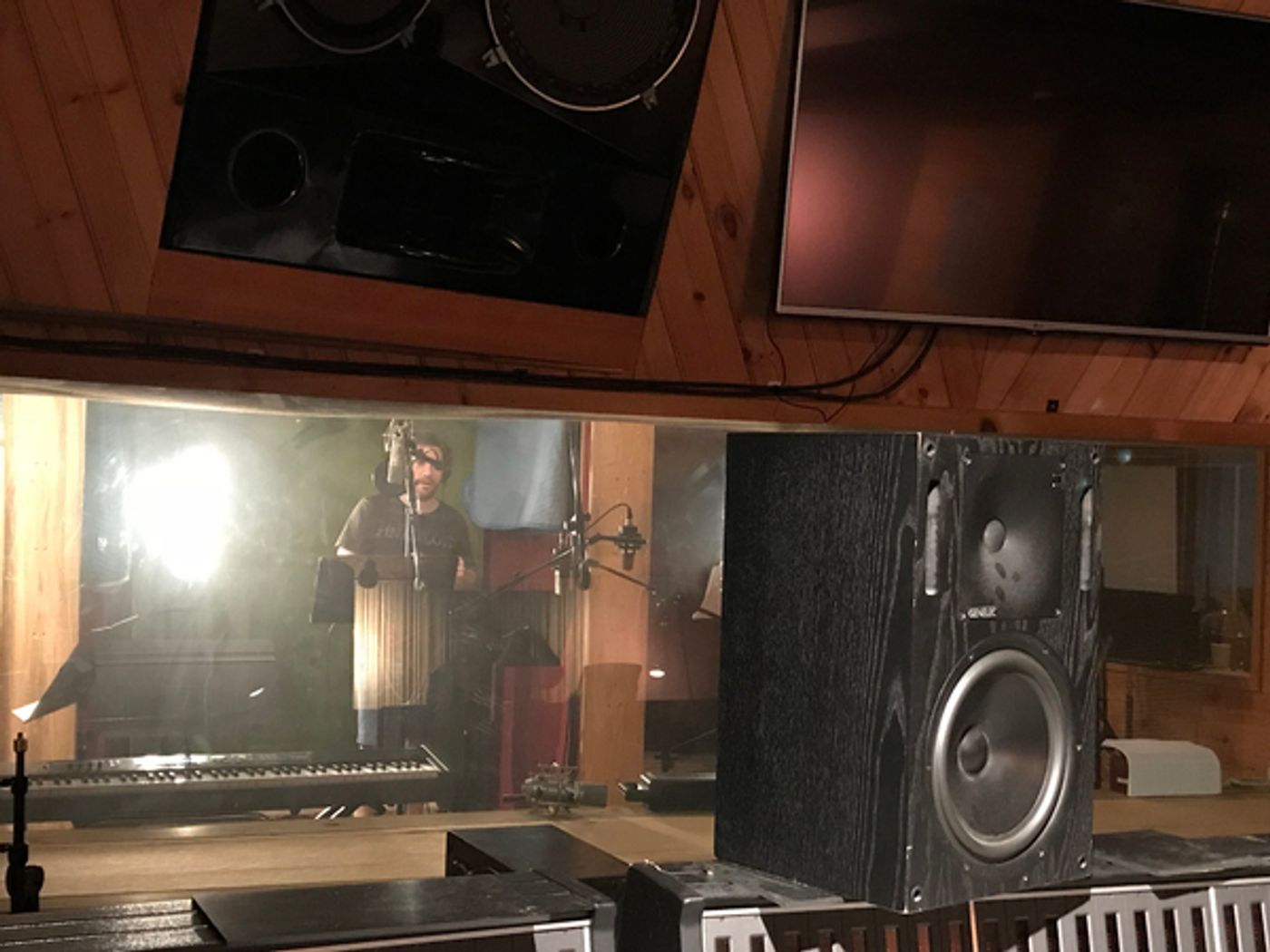 Exclusive Photo Coverage: SCHOOL OF ROCK Turns Yule of Rock for Carols For A Cure!  Image