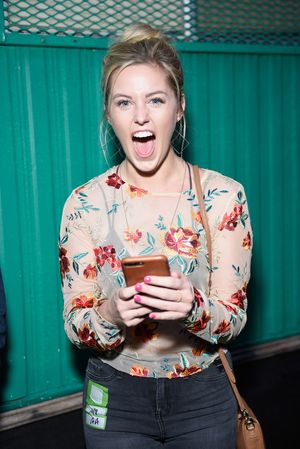 Taylor Louderman Photo
