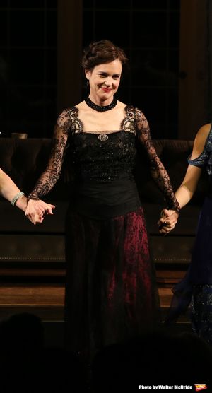 Elizabeth McGovern @ BroadwayWorld Elizabeth McGovern Photo