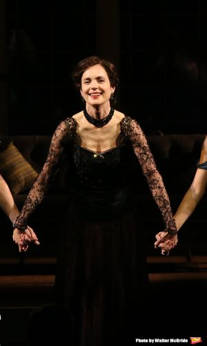 Elizabeth McGovern @ BroadwayWorld Elizabeth McGovern Photo