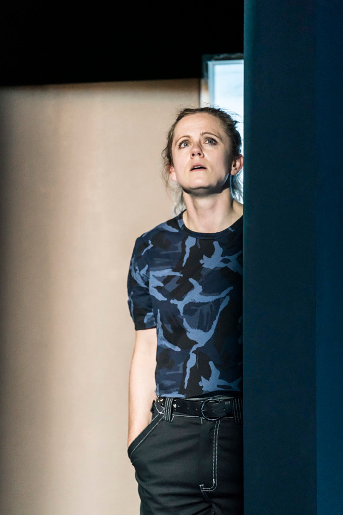 Photo Flash: First Look at John Heffernan and Cast of National Theatre's SAINT GEORGE AND THE DRAGON  Image