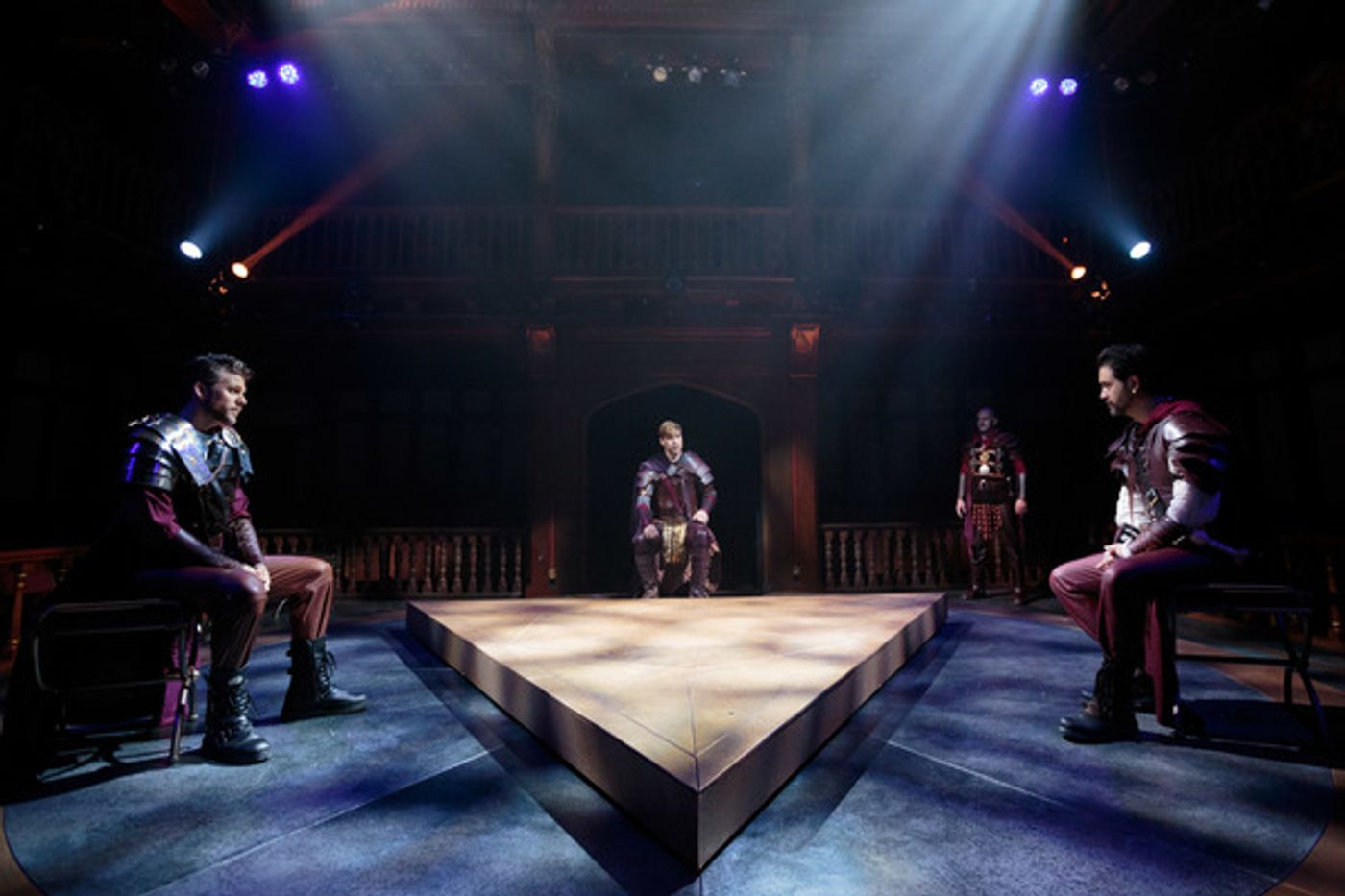 Photo Flash: First Look at ANTONY & CLEOPATRA at Folger Theatre  Image