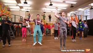 Gavin Lee and Ethan Slater with cast @ BroadwayWorld Gavin Lee and Ethan Slater with cast Photo