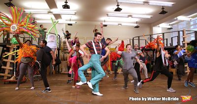 Gavin Lee and Ethan Slater with cast  Photo