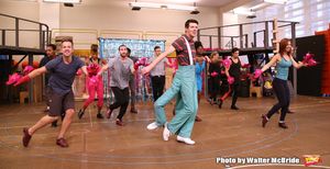 Gavin Lee and cast  Photo