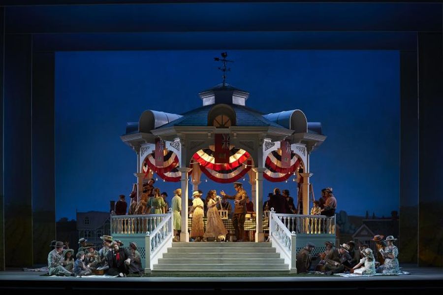 Review: COC's ELIXIR OF LOVE is Charming to the Core  Image