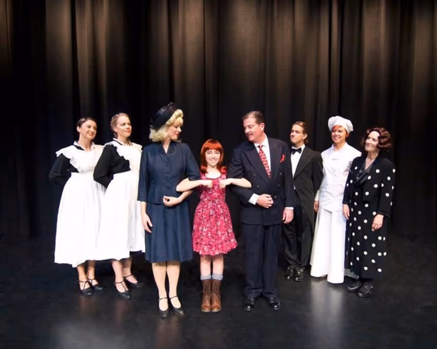 Photo Flash: Sneak Peek at ANNIE at Woodside Community Theatre Image