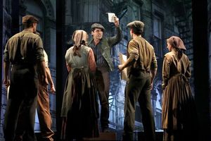 Sean MacLaughlin @ BroadwayWorld Sean MacLaughlin Photo