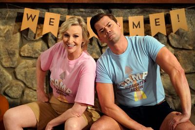 WILL & GRACE -- "Grandpa Jack" Episode 105 -- Pictured: (l-r) Jane Lynch as Roberta,  Photo