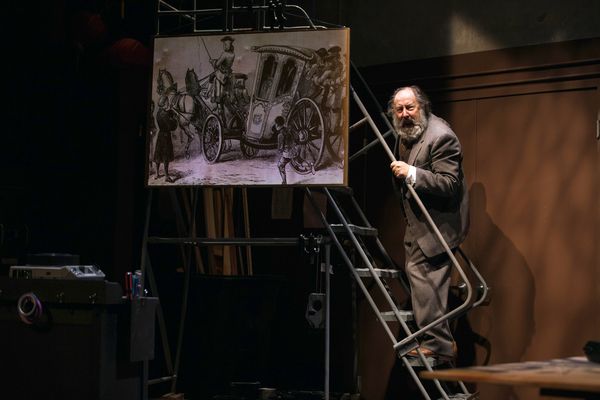 Arye Gross Photo