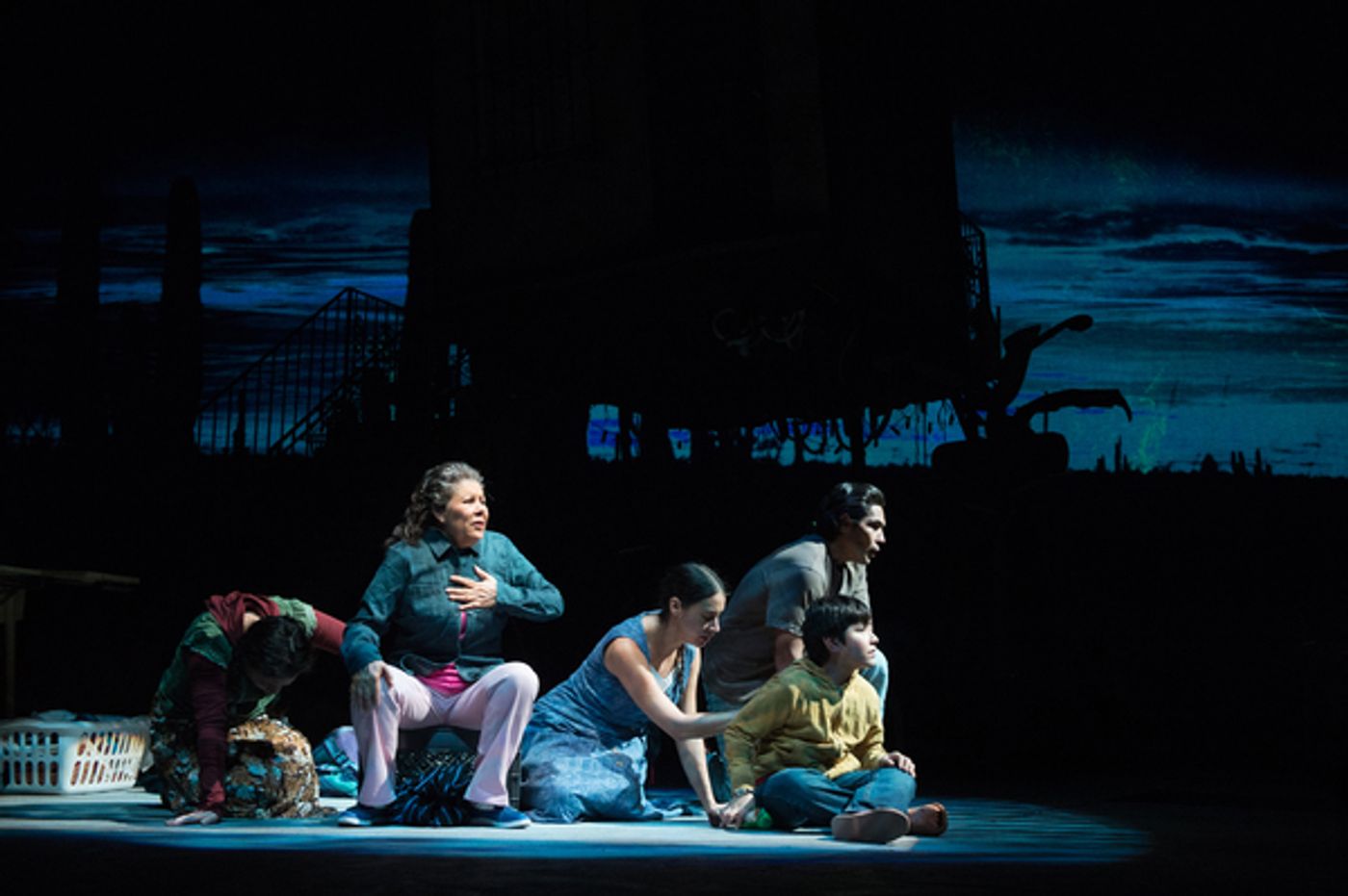 Photo Flash: MOJADA: A MEDEA IN LOS ANGELES Brings New Light to Immigrant Experience  Image