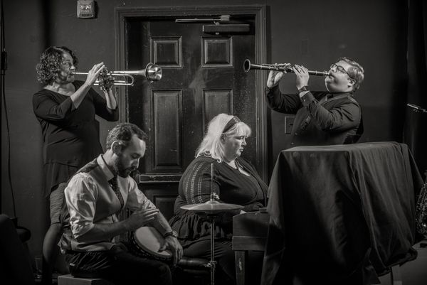 Jen Collins, Christopher J Simpson, Jean Maxon-Carpenter, Stephen Grueb
 Photo