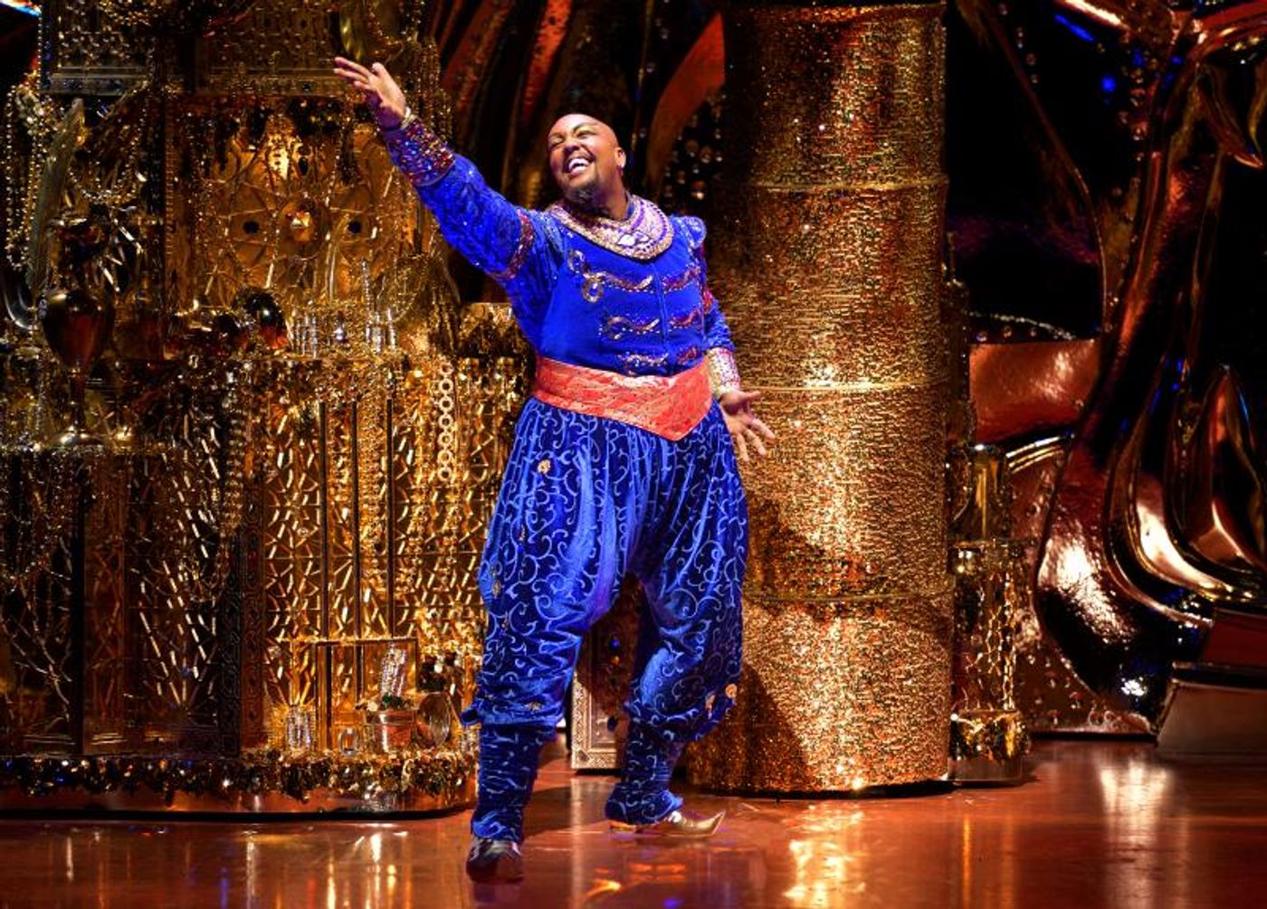 Review: Disney's ALADDIN at the Paramount Grows Up and Rediscovers its Magic Image