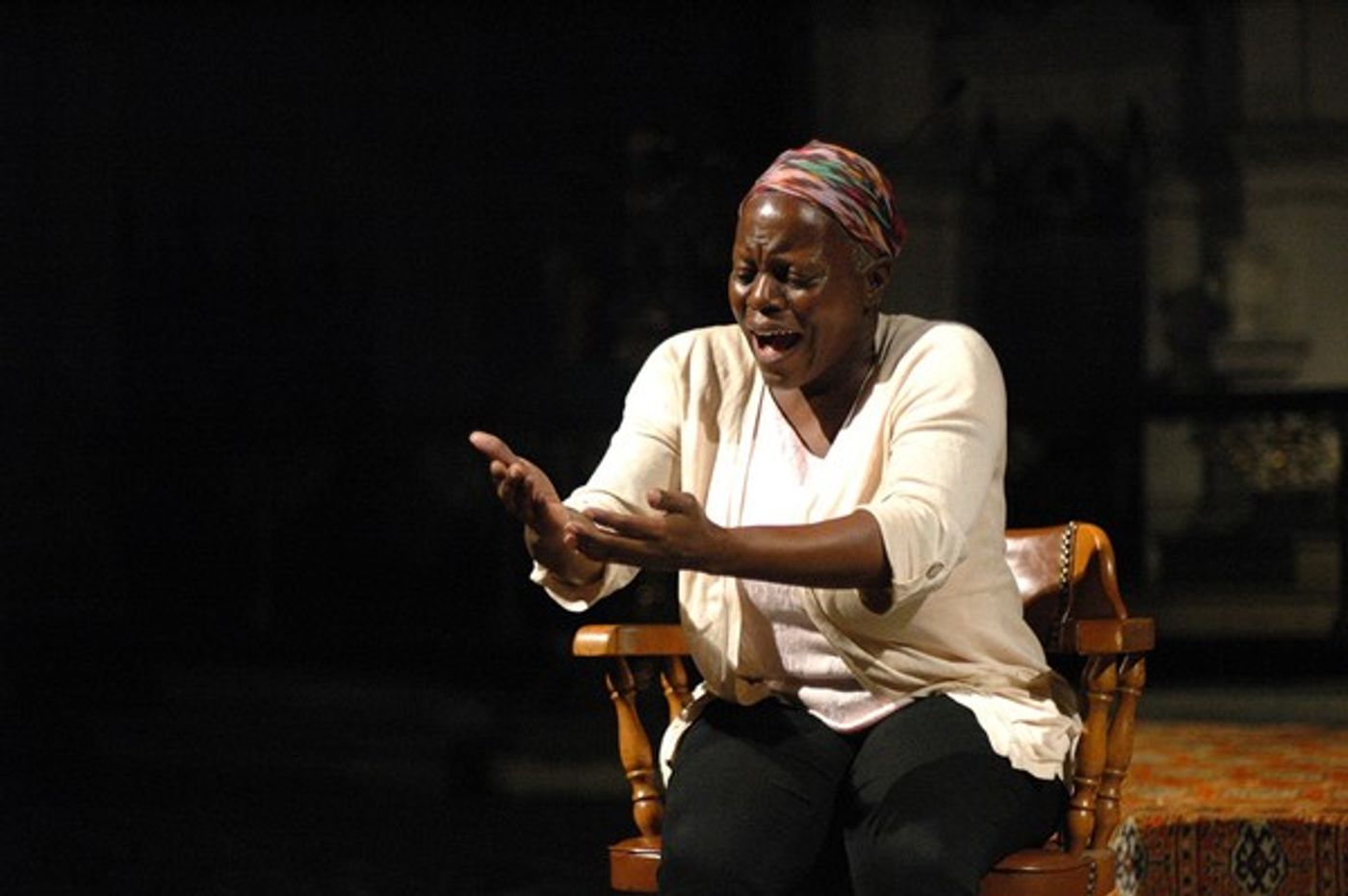 Photo Flash: Kathleen Turner Headlines International Human Rights Art Festival  Image