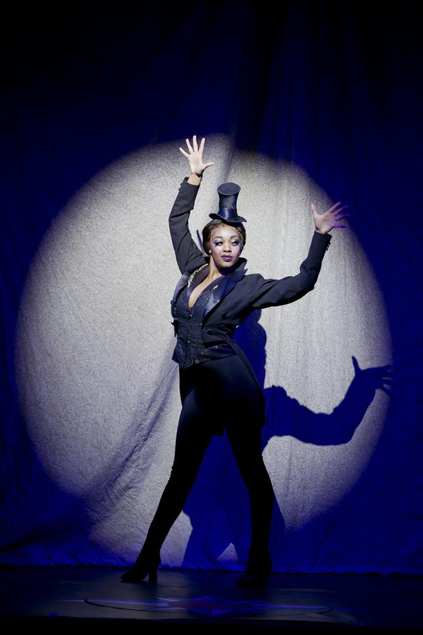 Review: PIPPIN at Broadway Palm Dinner Theatre is Magical!  Image