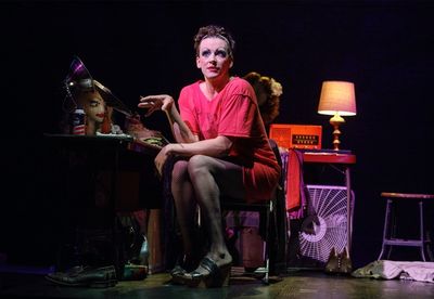 Michael Urie Photo