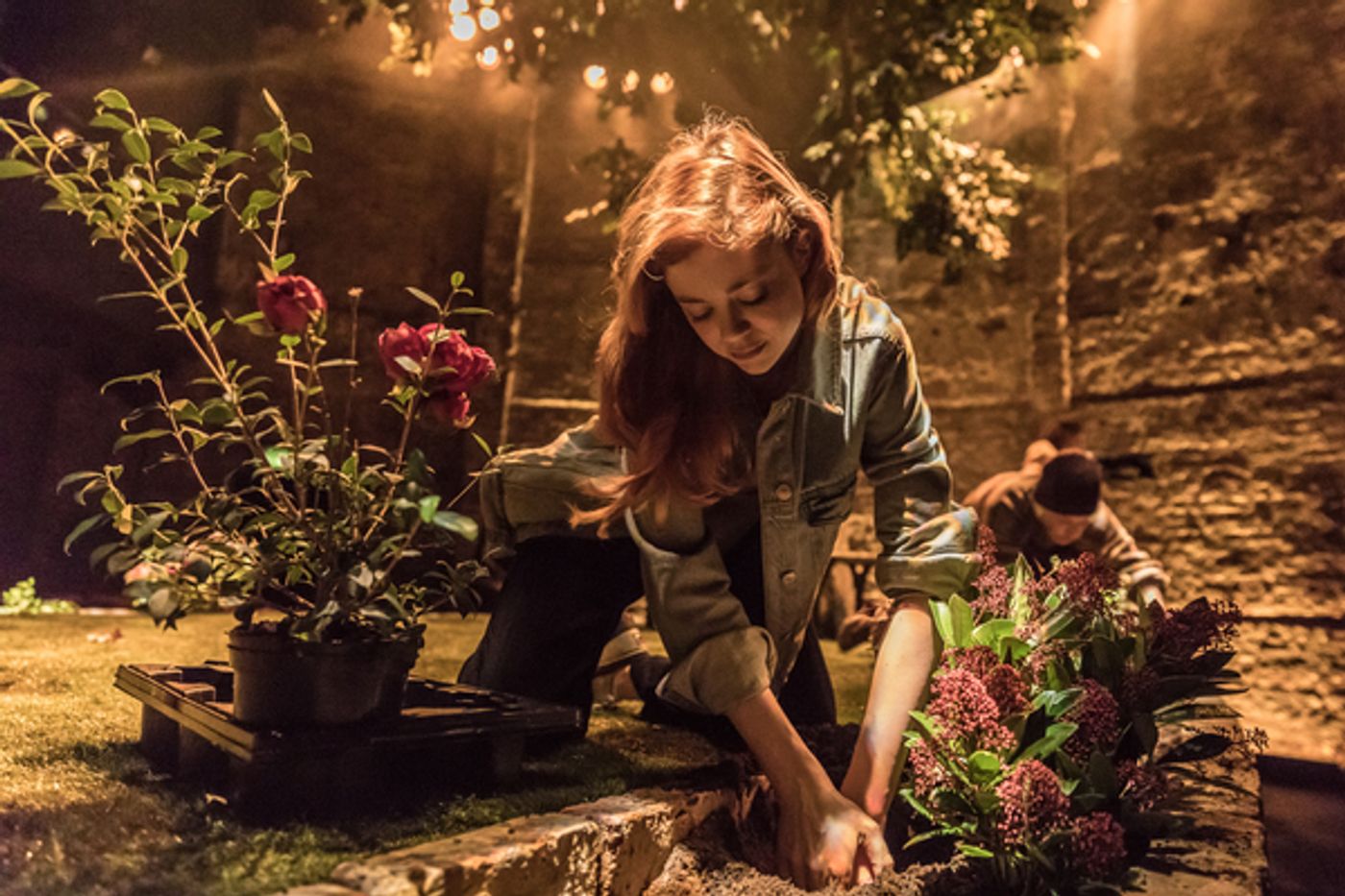 Photo Flash: First Look at Victoria Hamilton and Cast of ALBION at Almeida Theatre  Image