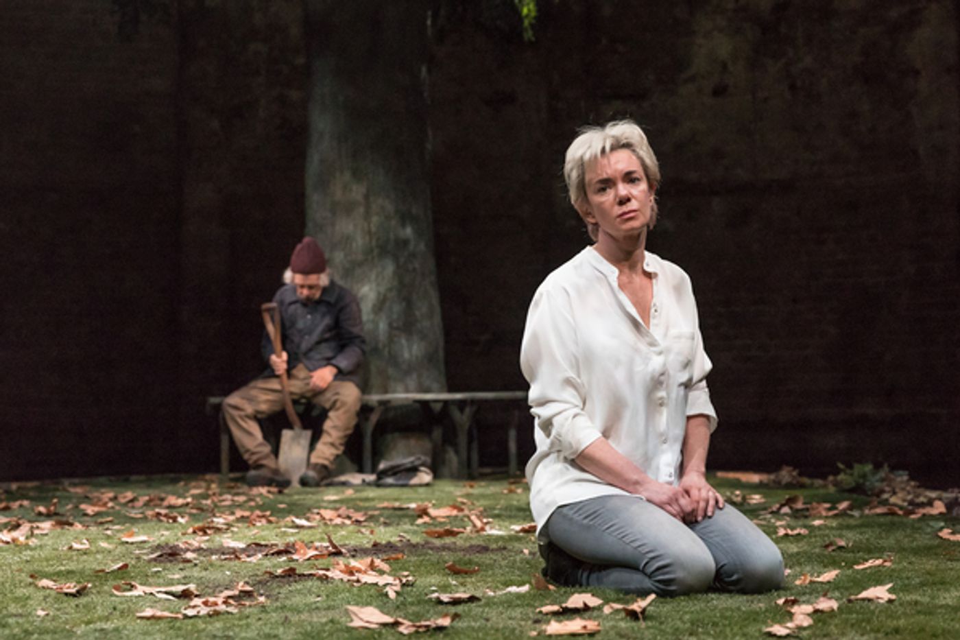 Photo Flash: First Look at Victoria Hamilton and Cast of ALBION at Almeida Theatre  Image