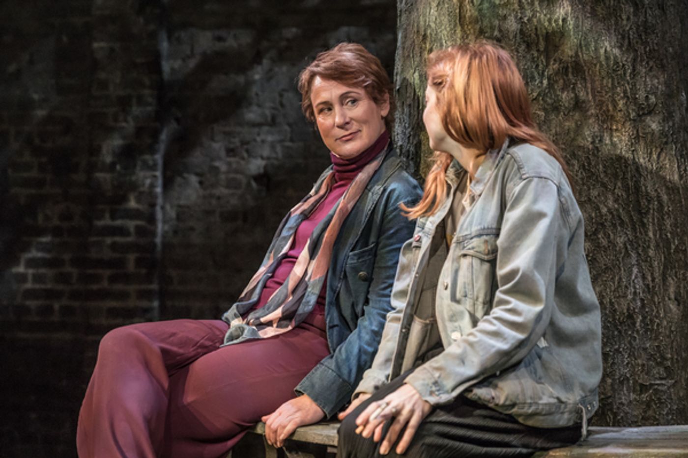 Photo Flash: First Look at Victoria Hamilton and Cast of ALBION at Almeida Theatre  Image