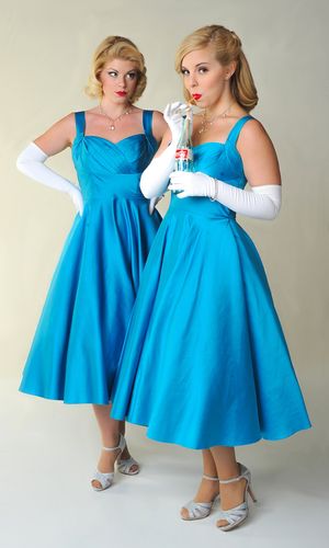 Hannah Zilber and Fiona McIntyre @ BroadwayWorld Hannah Zilber and Fiona McIntyre Photo