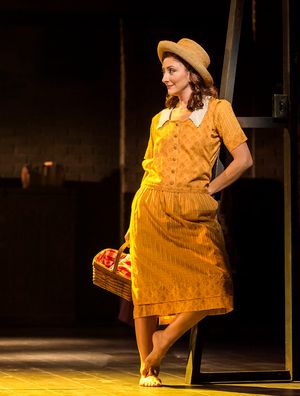 Carmen Cusack @ BroadwayWorld Carmen Cusack Photo