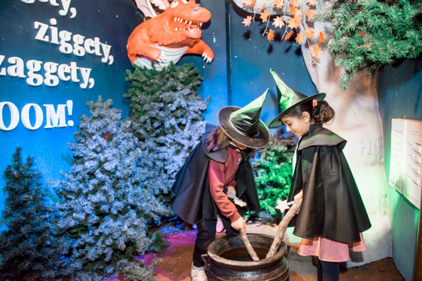 Photo Flash: Julia Donaldson and Axel Scheffler's 'A World Inside a Book' Exhibit Opens this Weekend  Image