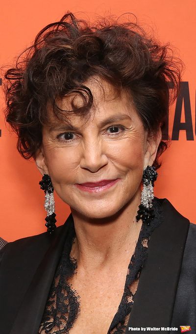 Mercedes Ruehl  Photo