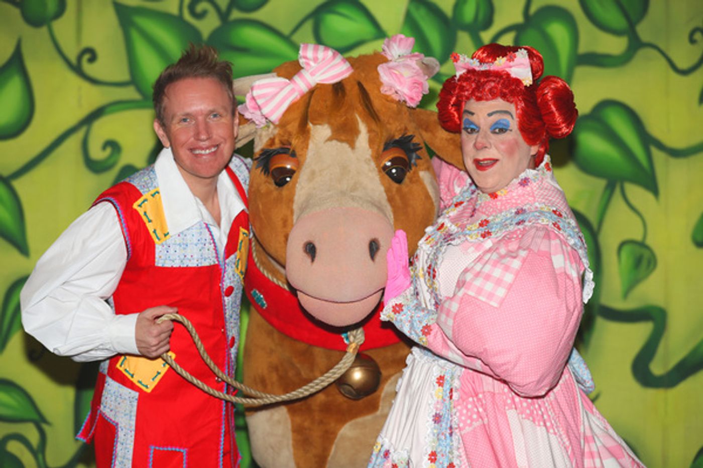 PANTO LAUNCH PHOTOS: Stars Launch Jack And The Beanstalk  Image