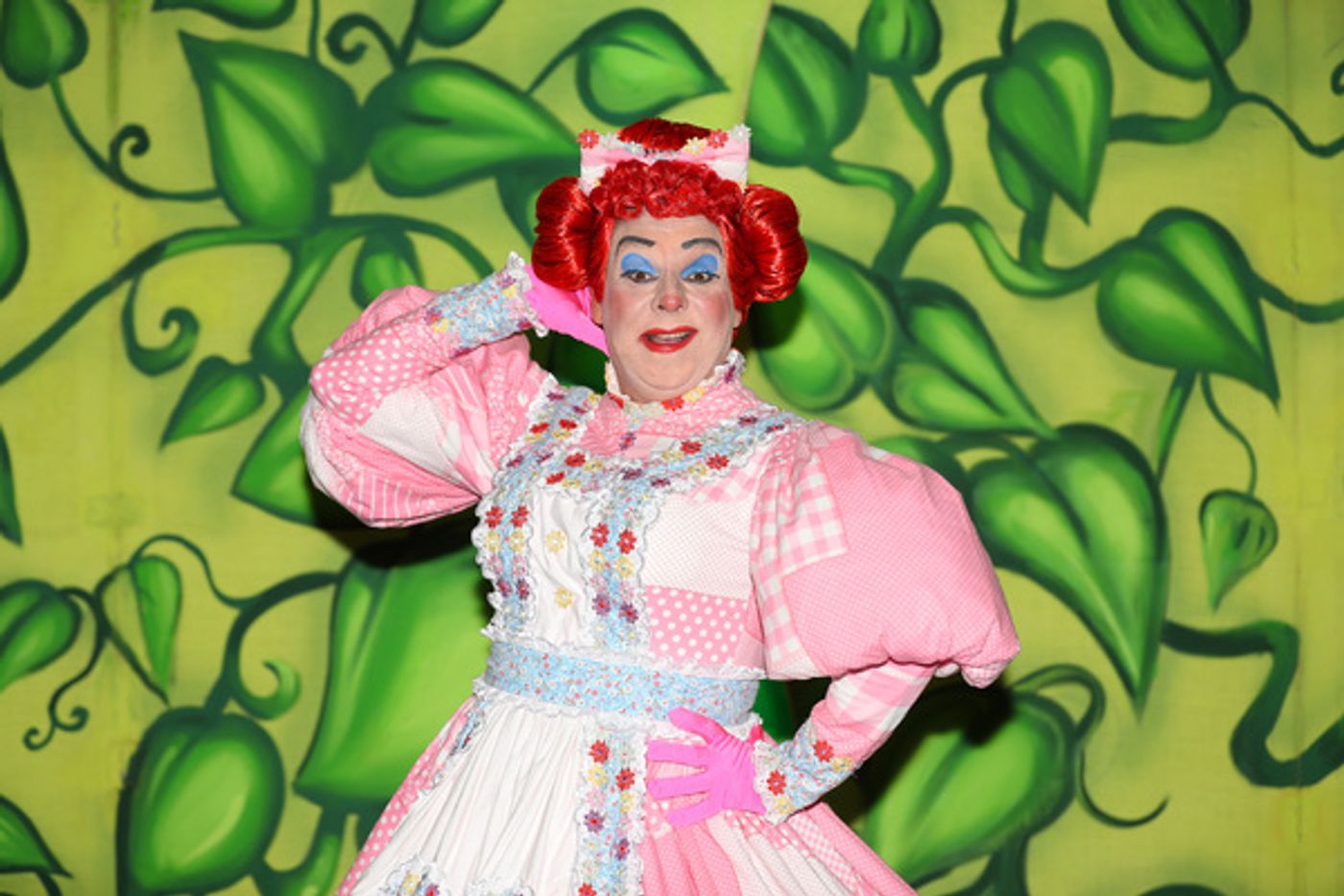 PANTO LAUNCH PHOTOS: Stars Launch Jack And The Beanstalk  Image