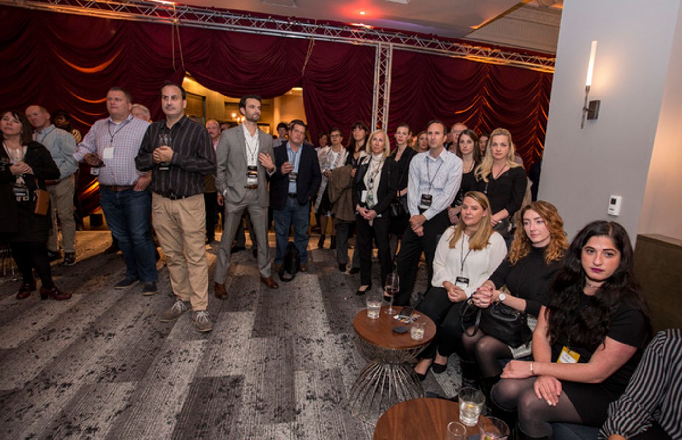 Photos: Les Misérables Cast Performs at Cambria Chicago Loop – Theatre District Grand Opening  Image