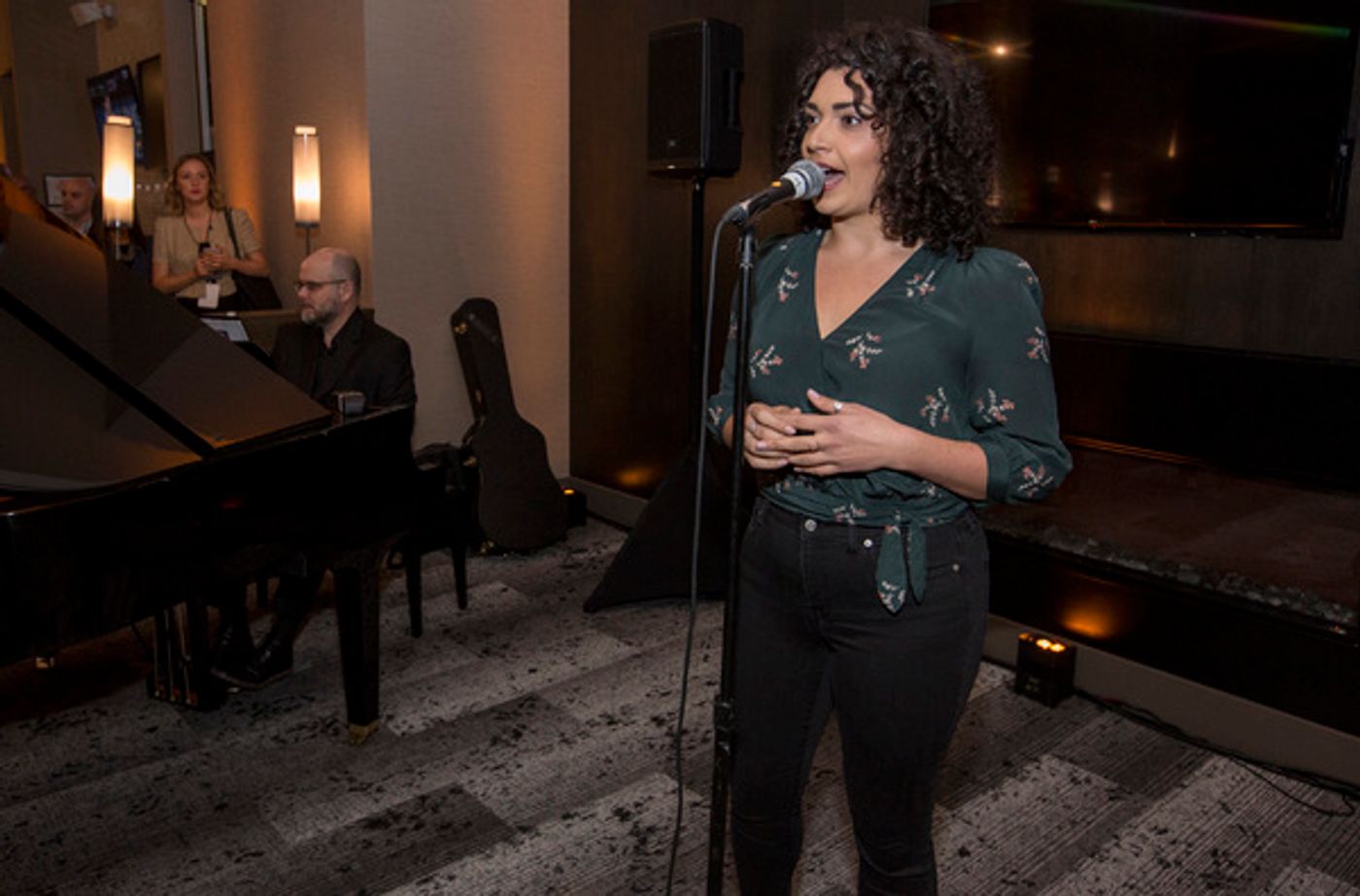 Photos: Les Misérables Cast Performs at Cambria Chicago Loop – Theatre District Grand Opening  Image