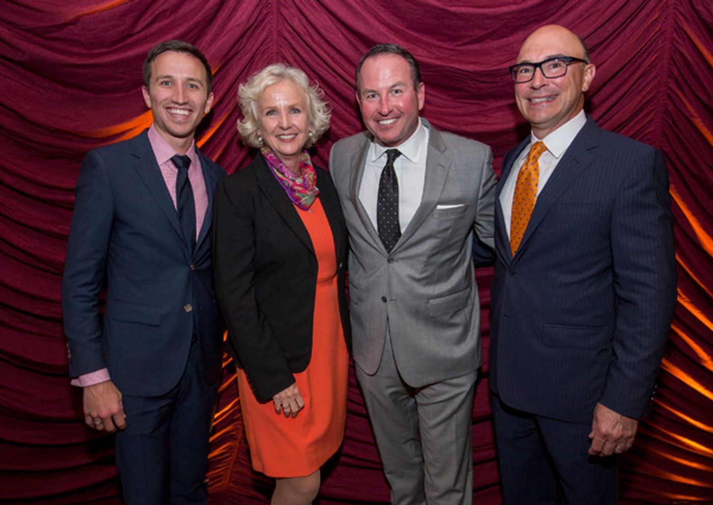 Photos: Les Misérables Cast Performs at Cambria Chicago Loop – Theatre District Grand Opening  Image