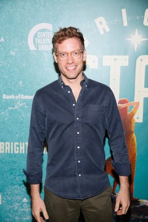 Barrett Foa Photo