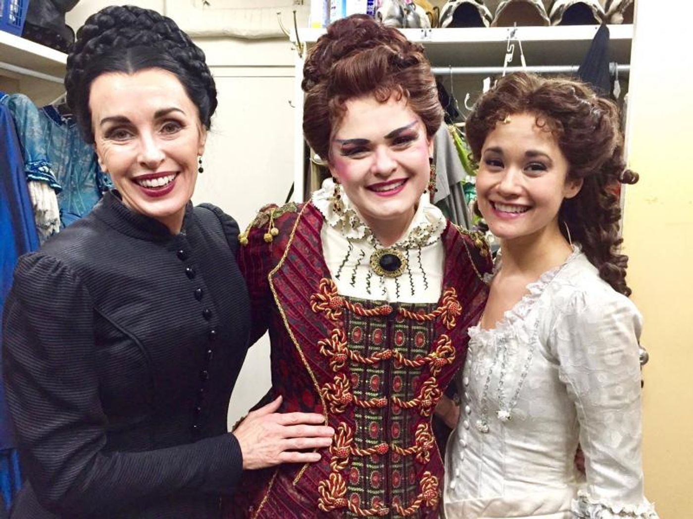 PHANTOM's Michele McConnell on What Makes a Real Broadway Diva! PHANTOM's Michele McConnell on What Makes a Real Broadway Diva! Image